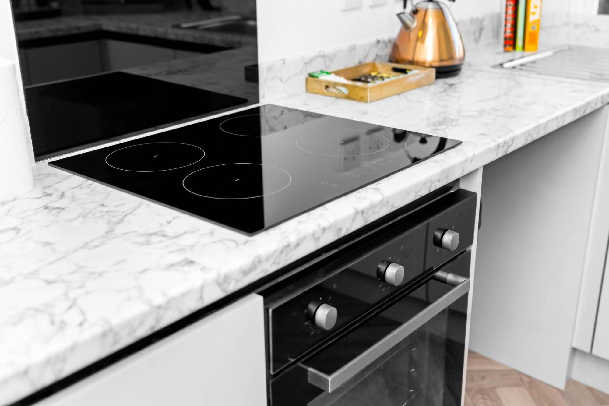 Large Modern Apartment - High-Speed Wifi - Netflix - Street Parking 3Br Бирмингем Экстерьер фото